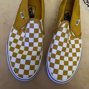 VANS Checkerboard sneakers—excellent condition; worn once